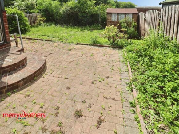 3 bed Semi-Detached for sale Image 8