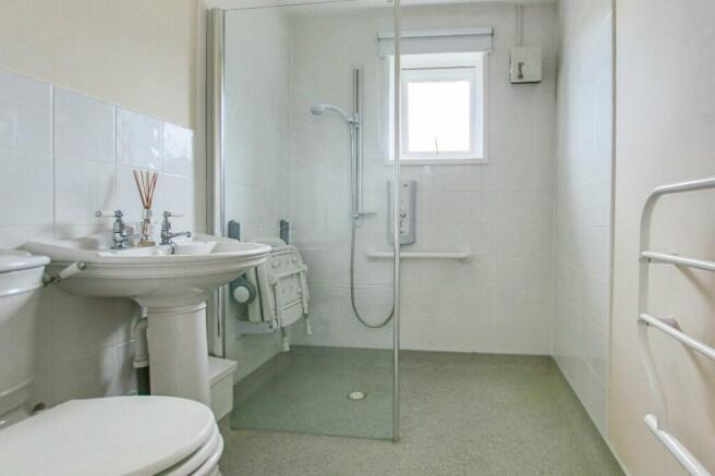 Photo 6