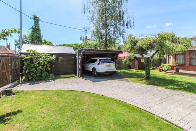 Carport and wo...