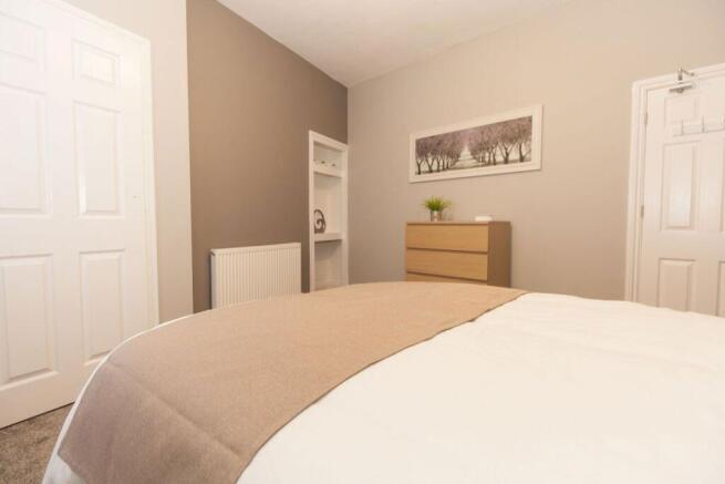 1 bed House Share to rent Image 10
