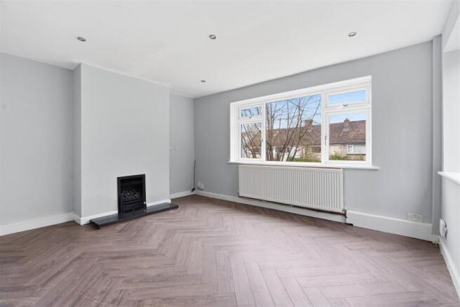 34 Chenies Close (13 of 26).jpg