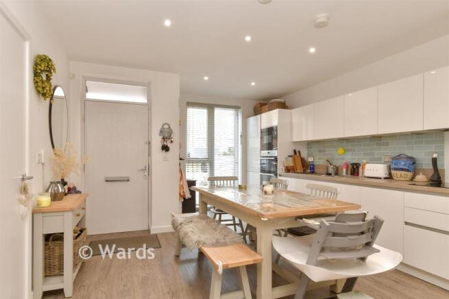 Kitchen/ Living Area