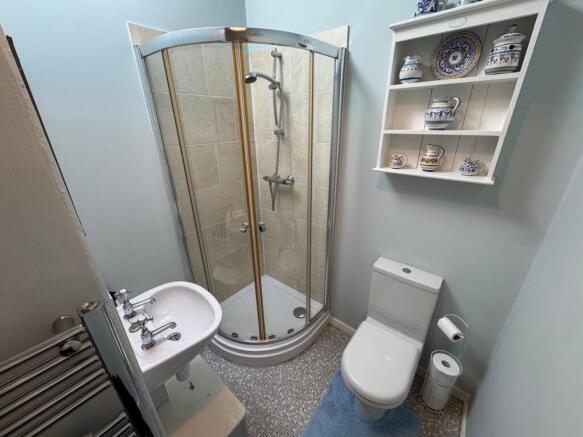 4 bed Terraced for sale Image 11