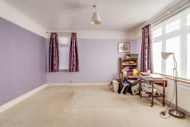 Bedroom 2 (Double)