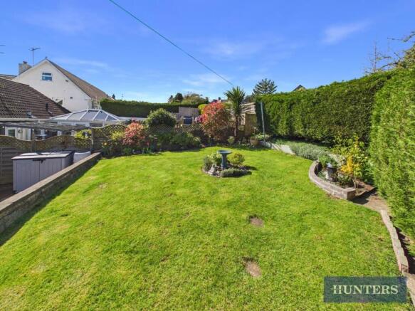 2 bed Semi-Detached Bungalow for sale Image 12
