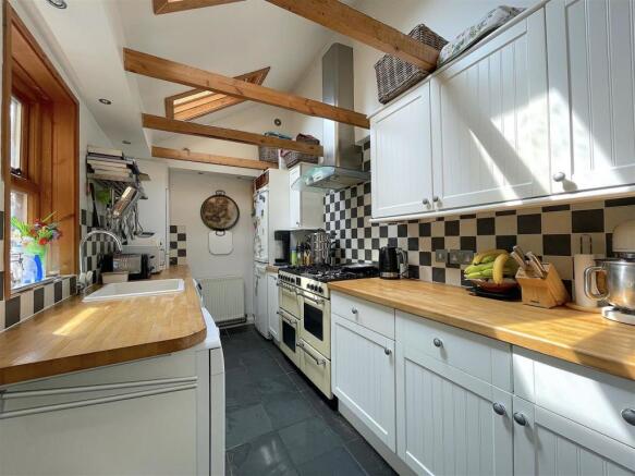 Kitchen (1).jpeg