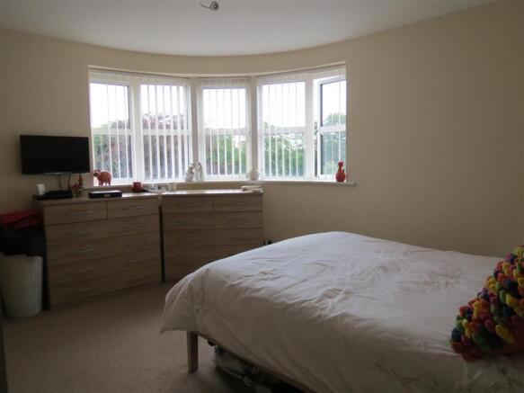 Bedroom: