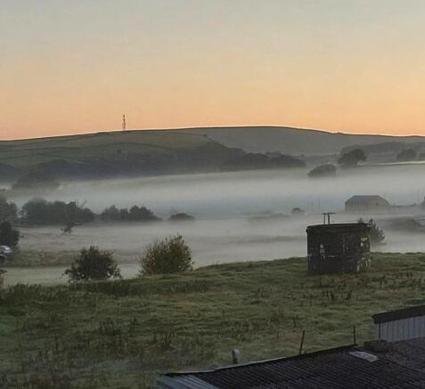 Meadow Lane, Dove Holes, Buxton photo 4