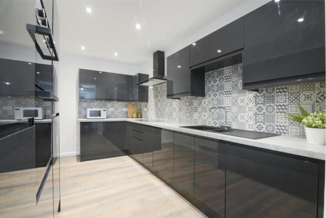 6 Bedroom detached house - HMO