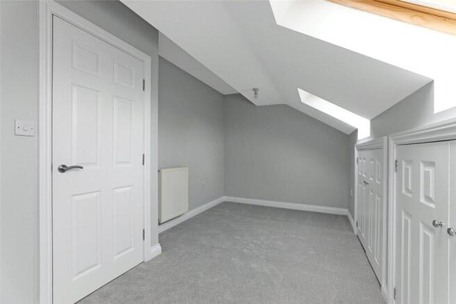 3 bed Town House for sale Image 12