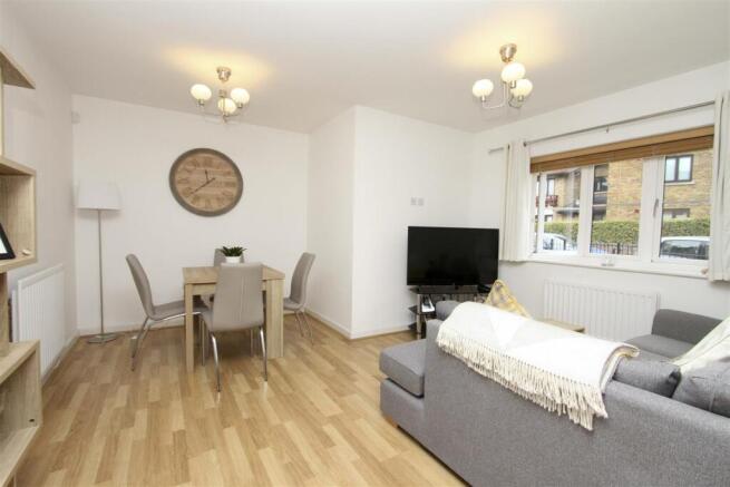 Living/dining room