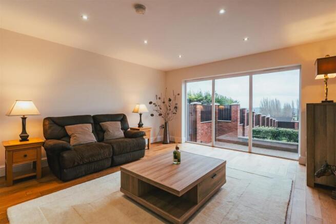 3 bed Detached for sale Image 6