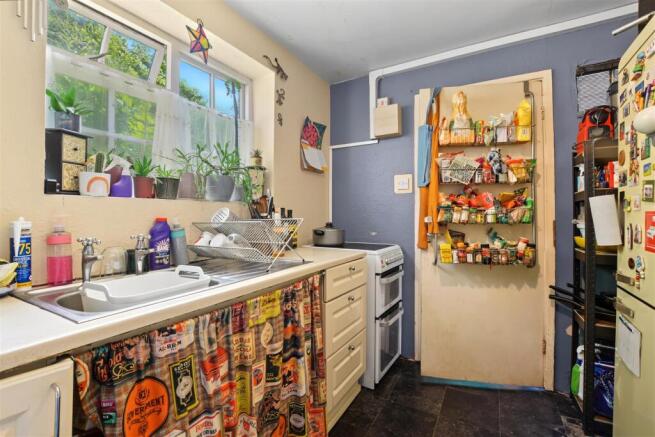 Kitchen_4.jpeg