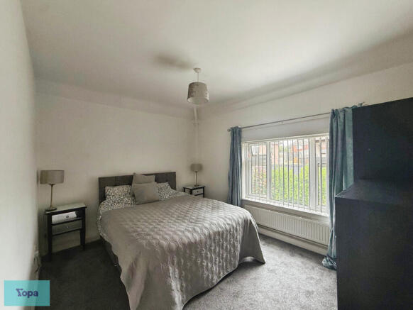 3 bed Semi-Detached for sale Image 8