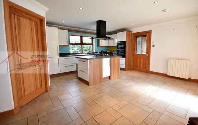 Kitchen .JPG