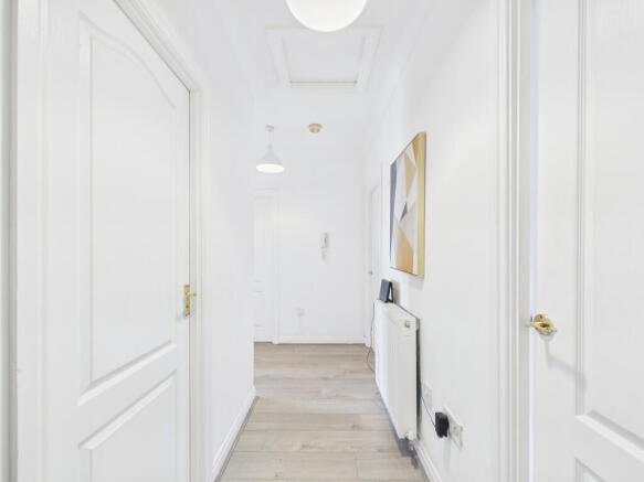 2 bed Apartment for sale Image 12