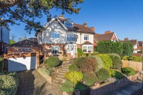 11, Vineyard Hill Road, Wimbledon SW19 7JL