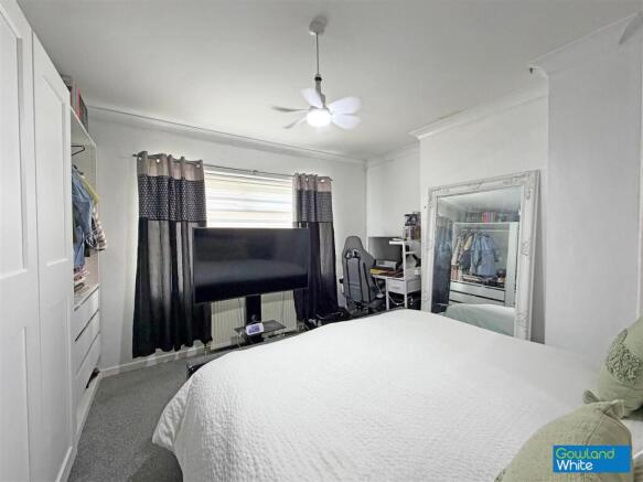 3 bed Terraced for sale Image 7