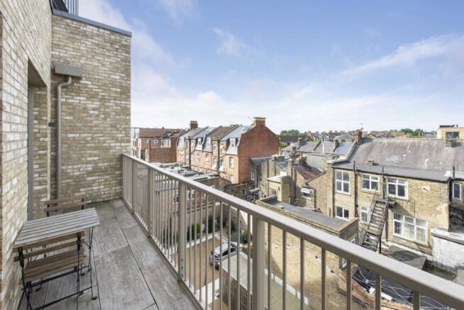 Apartment in London, Kilburn - More