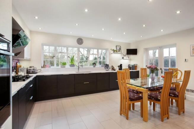 Kitchen/Breakfast