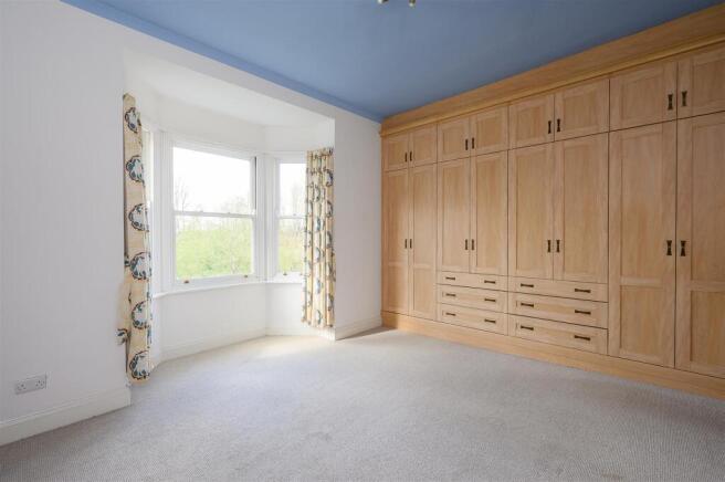 4 bed End of Terrace for sale Image 6