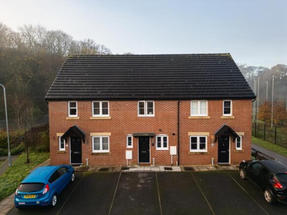 2-bed terraced on Hoelion Grove, Rogerstone, £230,000