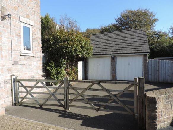 Gated driveway...