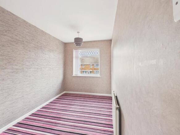 3 bed Semi-Detached for sale Image 8
