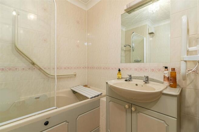 Photo 9