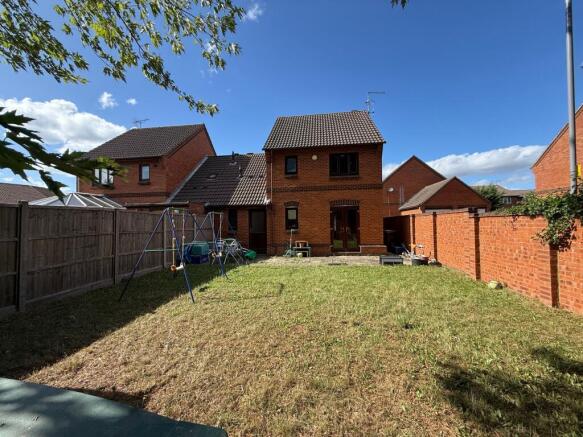 Muirfield, Luton, LU2 photo 4