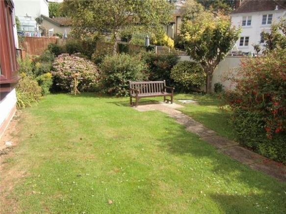 COMMUNAL GARDENS