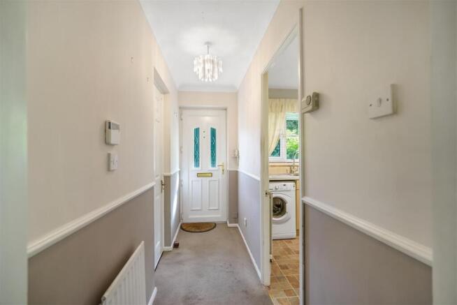 3 bed Detached for sale Image 9