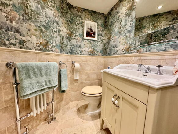 2 bed Cottage for sale Image 7