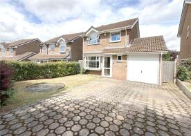 43, Stoneton Crescent, Balsall Common, Coventry CV7 7QR