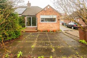 19, Dean Park Drive, Drighlington, Bradford BD11 1AL