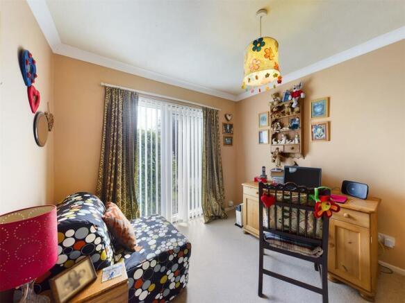 Bedroom: