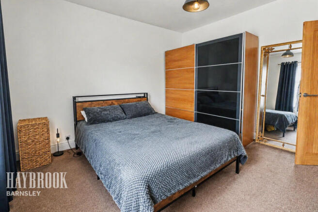 2 bed Semi-Detached for sale Image 5