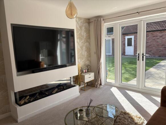 4 bed Detached for sale Image 5