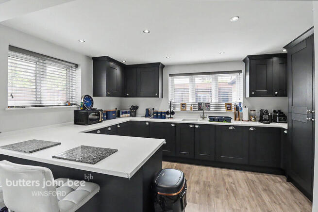 Rosewood Drive, Winsford photo 5