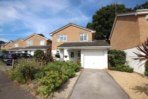 11, Honeysuckle Lane, Poole BH17 7YY