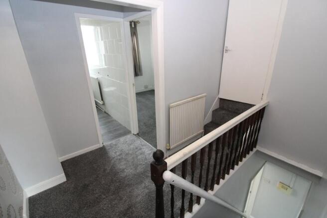3 bed Terraced for sale Image 9