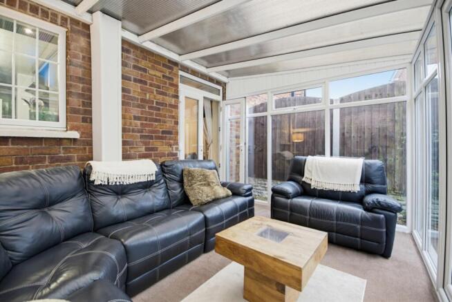 Semi-Detached for sale Image 9