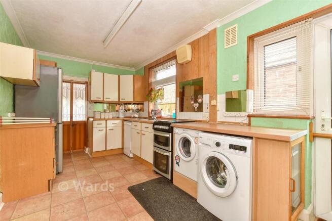 Kitchen/ Breakfast Room