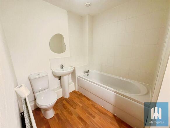 2 bed Apartment to rent Image 7