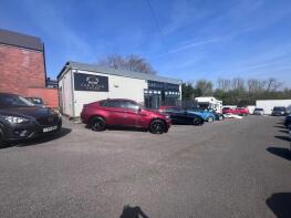 138, Chesterfield Road North, Mansfield NG19 7JD