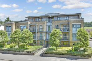 1, 106 Surrey Hills Court, Godstone Road, Caterham CR3 6RZ