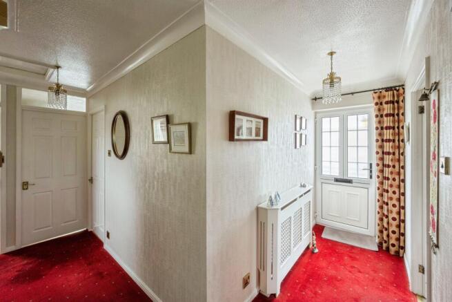 3 bed Detached for sale Image 9