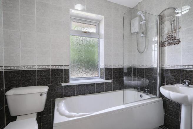 3 bed Terraced for sale Image 9