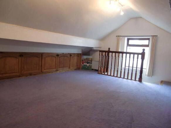 loft room b