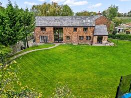 Heybedore Village Farm, Keckwick Lane, Daresbury, Warrington WA4 6SU